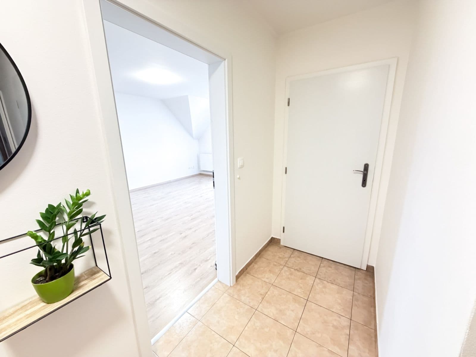 1 bedroom with open-plan kitchen flat to rent, 71 m², U Valu, Nupaky, Středočeský Region 1 bedroom with open-plan kitchen flat to rent, 71 m², U Valu, Nupaky, Středočeský Region