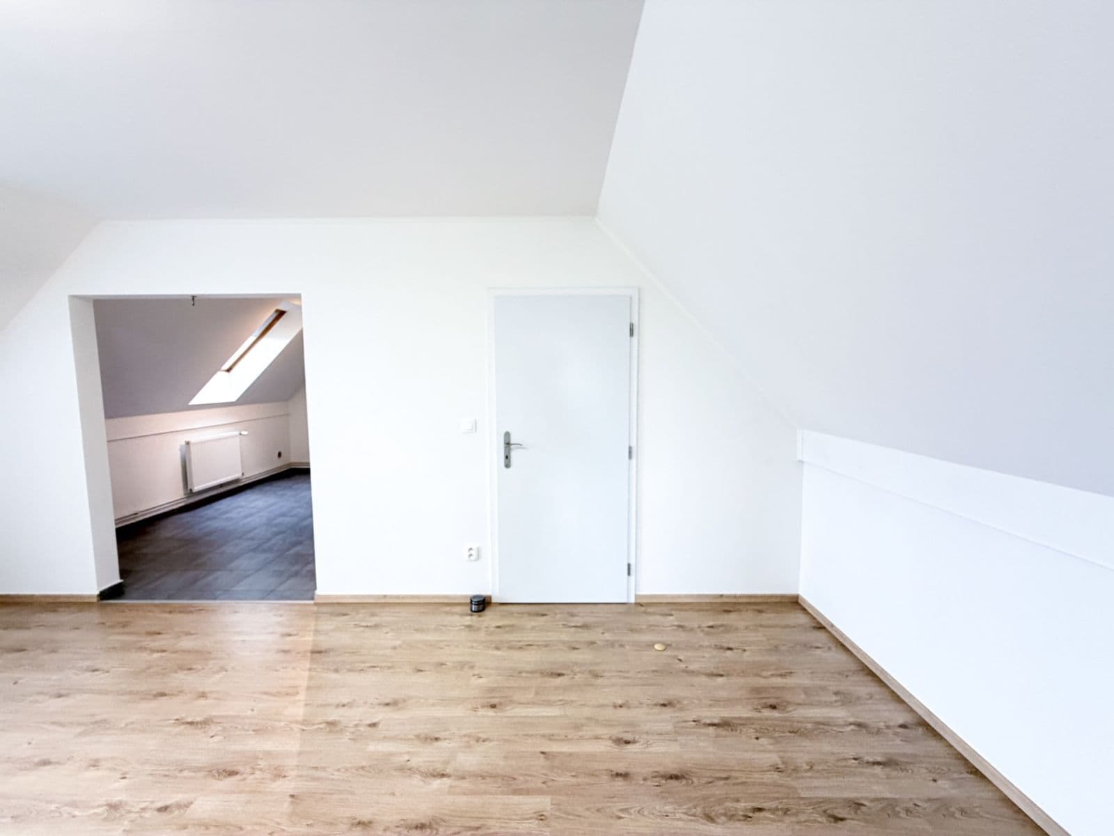 1 bedroom with open-plan kitchen flat to rent, 71 m², U Valu, Nupaky, Středočeský Region 1 bedroom with open-plan kitchen flat to rent, 71 m², U Valu, Nupaky, Středočeský Region