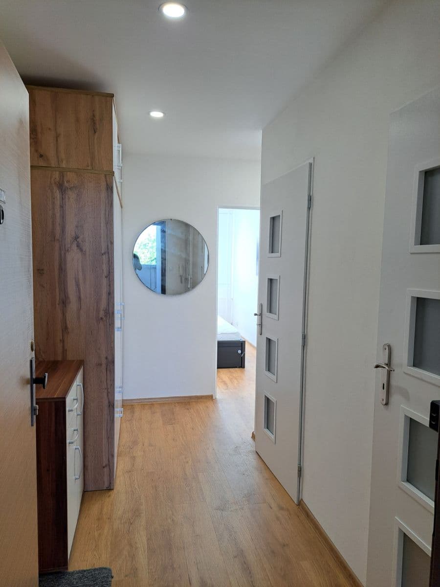 1 bedroom with open-plan kitchen flat to rent, 47 m², Chalabalova, Prague, Prague 1 bedroom with open-plan kitchen flat to rent, 47 m², Chalabalova, Prague, Prague