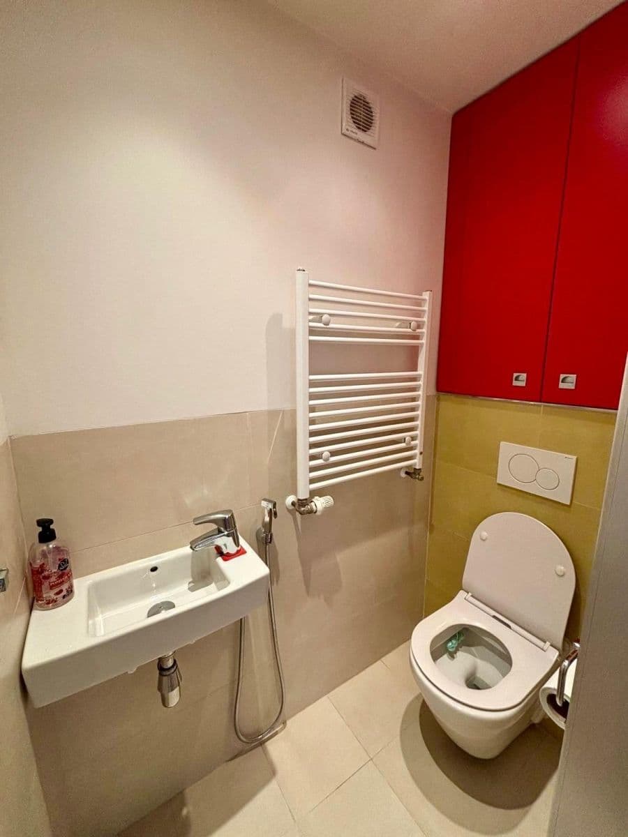 2 bedroom flat to rent, 75 m², Slezanů, Prague, Prague 2 bedroom flat to rent, 75 m², Slezanů, Prague, Prague