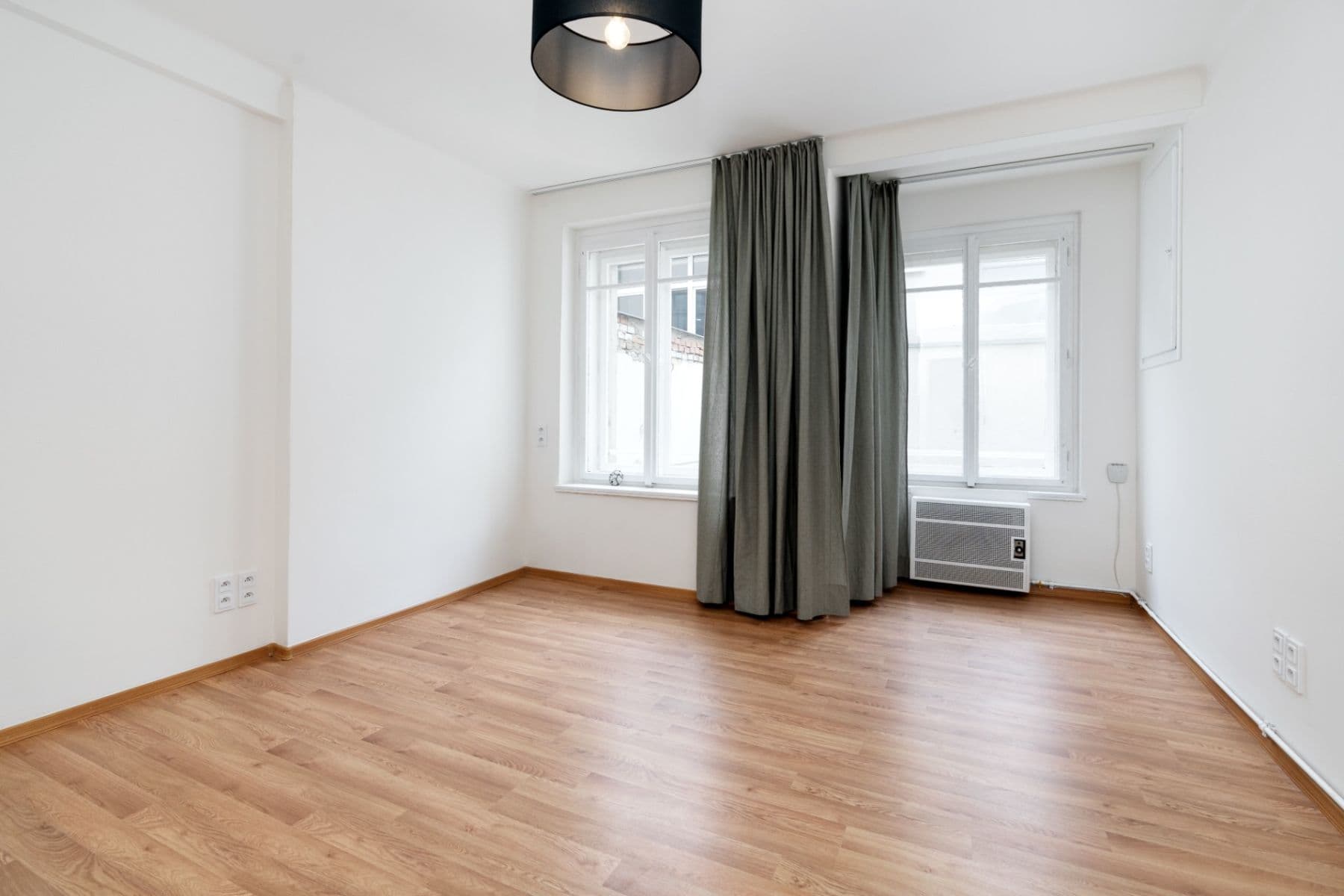 Studio flat to rent, 23 m², Strančická, Prague, Prague Studio flat to rent, 23 m², Strančická, Prague, Prague