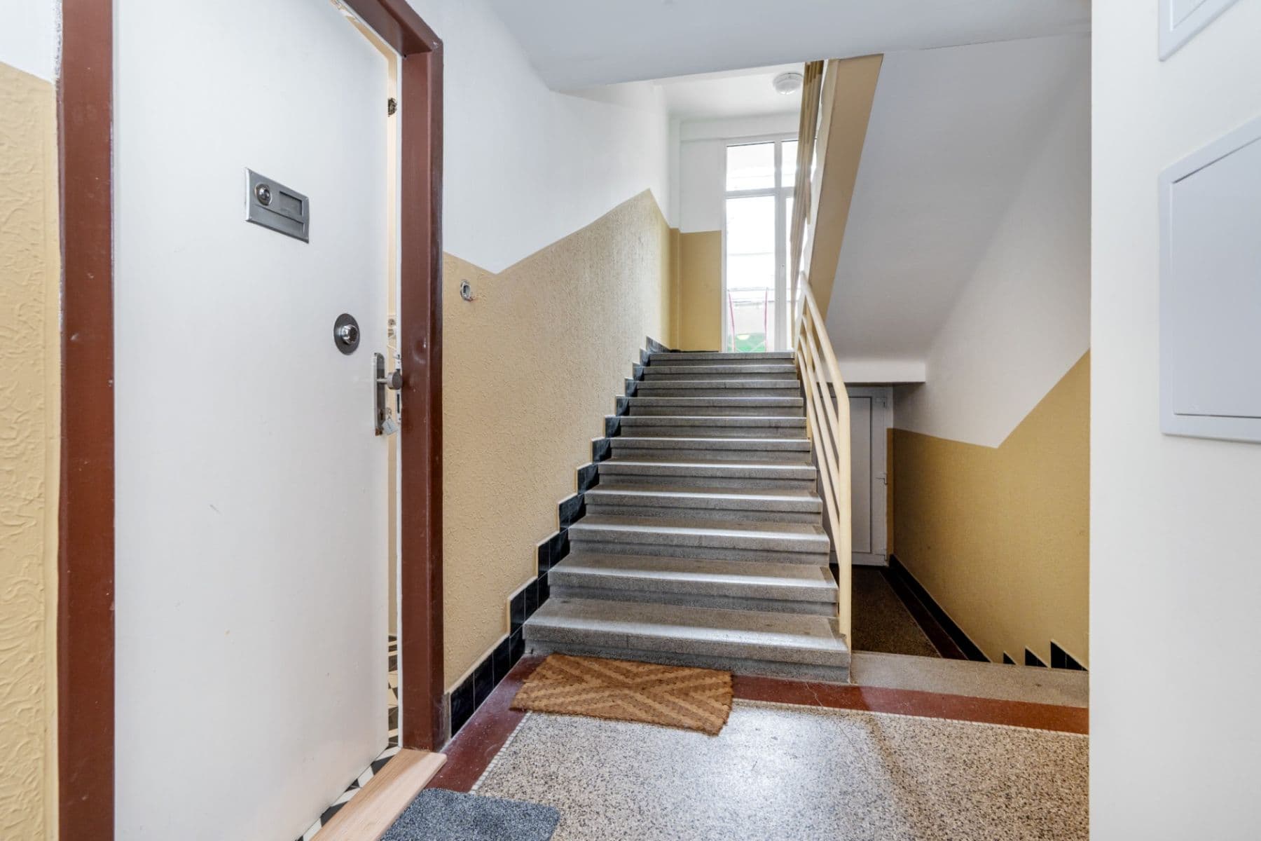 Studio flat to rent, 23 m², Strančická, Prague, Prague Studio flat to rent, 23 m², Strančická, Prague, Prague