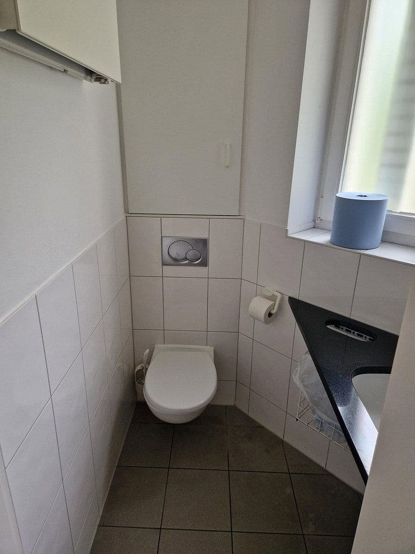 office to rent, 500 m², Bültenweg 19, Adendorf, Lower Saxony office to rent, 500 m², Bültenweg 19, Adendorf, Lower Saxony