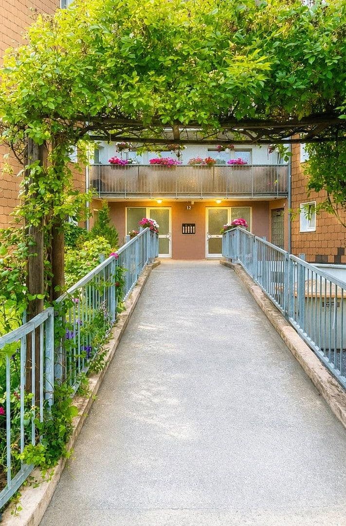 3 bedroom flat for sale, 55 m², Oberhausen, North Rhine-Westphalia 3 bedroom flat for sale, 55 m², Oberhausen, North Rhine-Westphalia