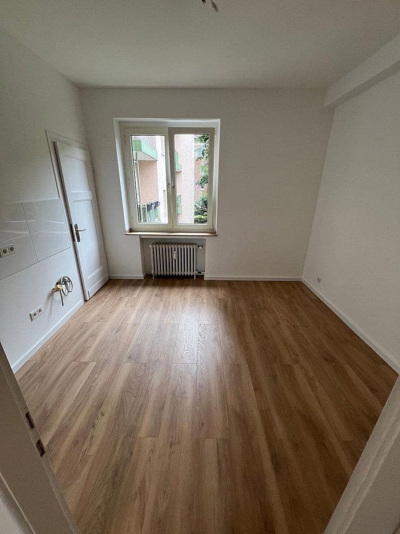 3 bedroom flat to rent, 80 m², Düsseldorf, North Rhine-Westphalia 3 bedroom flat to rent, 80 m², Düsseldorf, North Rhine-Westphalia