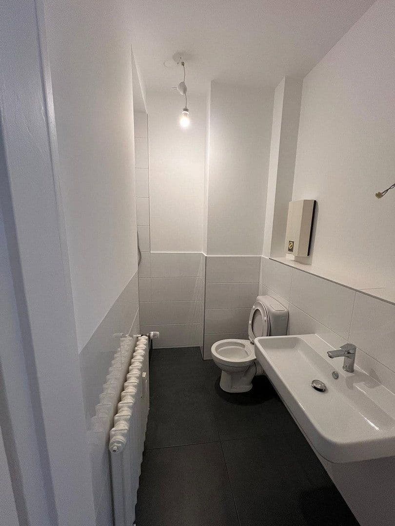 3 bedroom flat to rent, 80 m², Düsseldorf, North Rhine-Westphalia 3 bedroom flat to rent, 80 m², Düsseldorf, North Rhine-Westphalia