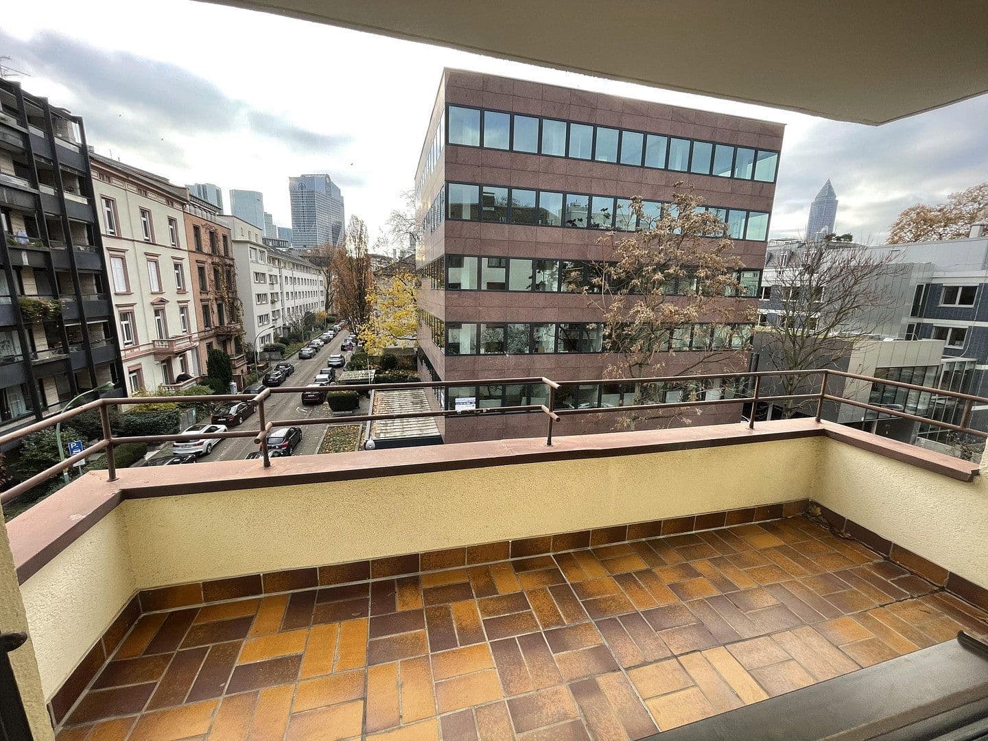 4 bedroom flat to rent, 120 m², Wiesenau 21, Frankfurt am Main, Hesse 4 bedroom flat to rent, 120 m², Wiesenau 21, Frankfurt am Main, Hesse