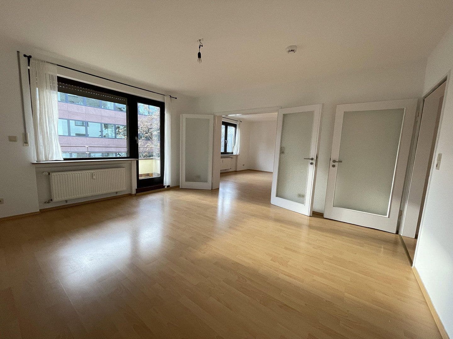 4 bedroom flat to rent, 120 m², Wiesenau 21, Frankfurt am Main, Hesse 4 bedroom flat to rent, 120 m², Wiesenau 21, Frankfurt am Main, Hesse