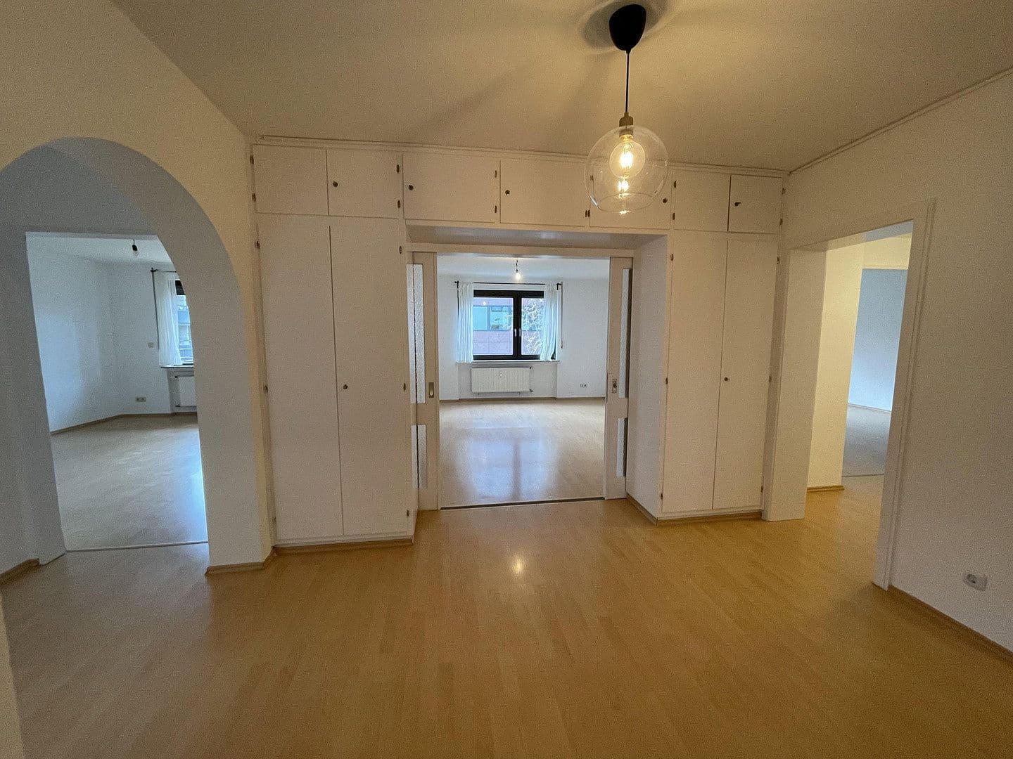 4 bedroom flat to rent, 120 m², Wiesenau 21, Frankfurt am Main, Hesse 4 bedroom flat to rent, 120 m², Wiesenau 21, Frankfurt am Main, Hesse