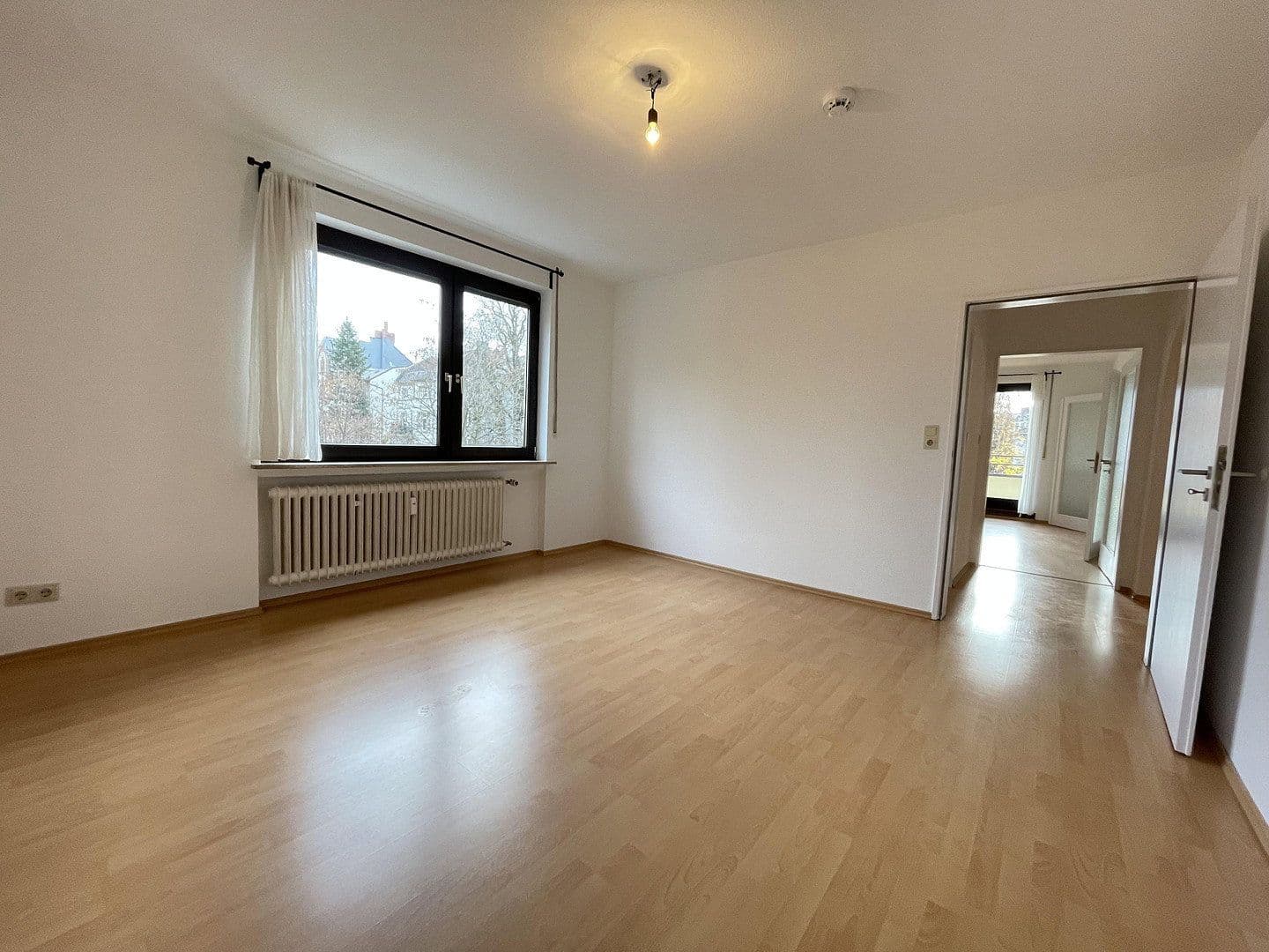 4 bedroom flat to rent, 120 m², Wiesenau 21, Frankfurt am Main, Hesse 4 bedroom flat to rent, 120 m², Wiesenau 21, Frankfurt am Main, Hesse