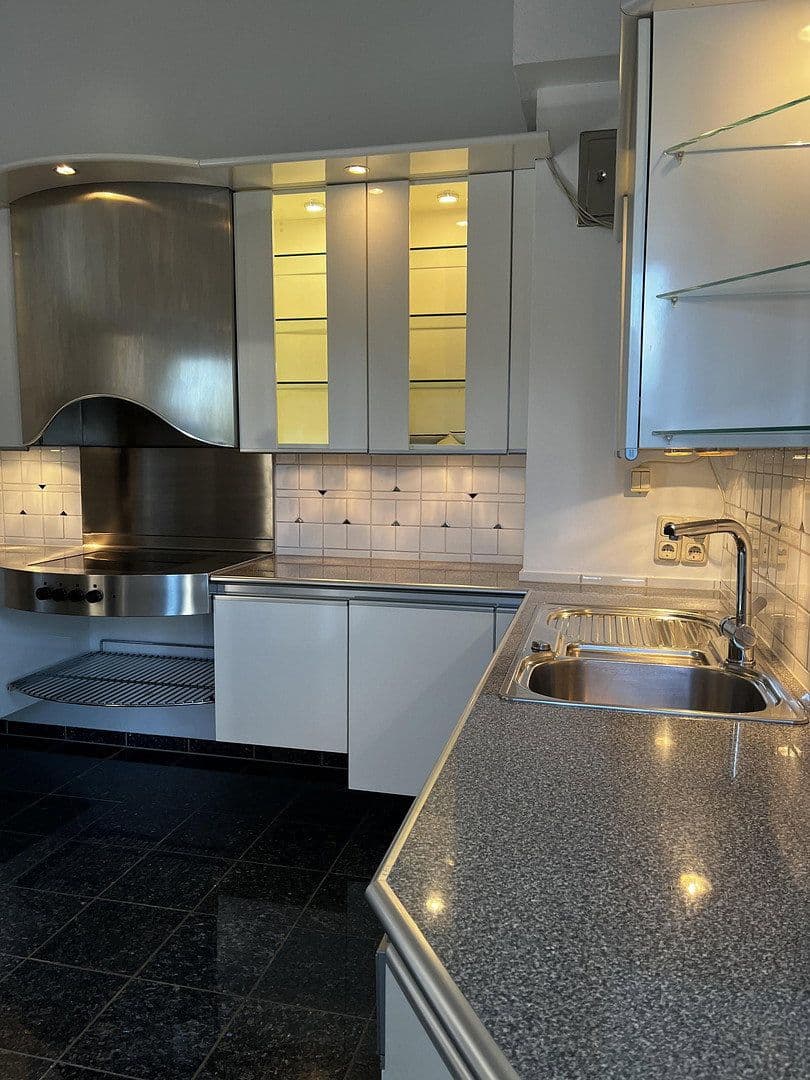 4 bedroom flat for sale, 146 m², Essen, North Rhine-Westphalia 4 bedroom flat for sale, 146 m², Essen, North Rhine-Westphalia
