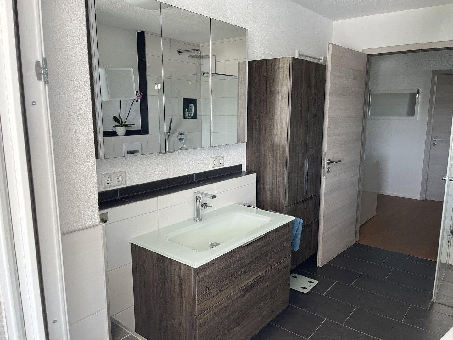 2 bedroom with open-plan kitchen flat for sale, 104 m², In der Hälde 2, Hemmingen, Baden-Württemberg 2 bedroom with open-plan kitchen flat for sale, 104 m², In der Hälde 2, Hemmingen, Baden-Württemberg