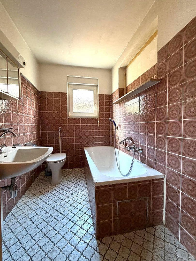 house for sale, 237 m², Hauptstr. 53, Freisbach, Rhineland-Palatinate house for sale, 237 m², Hauptstr. 53, Freisbach, Rhineland-Palatinate