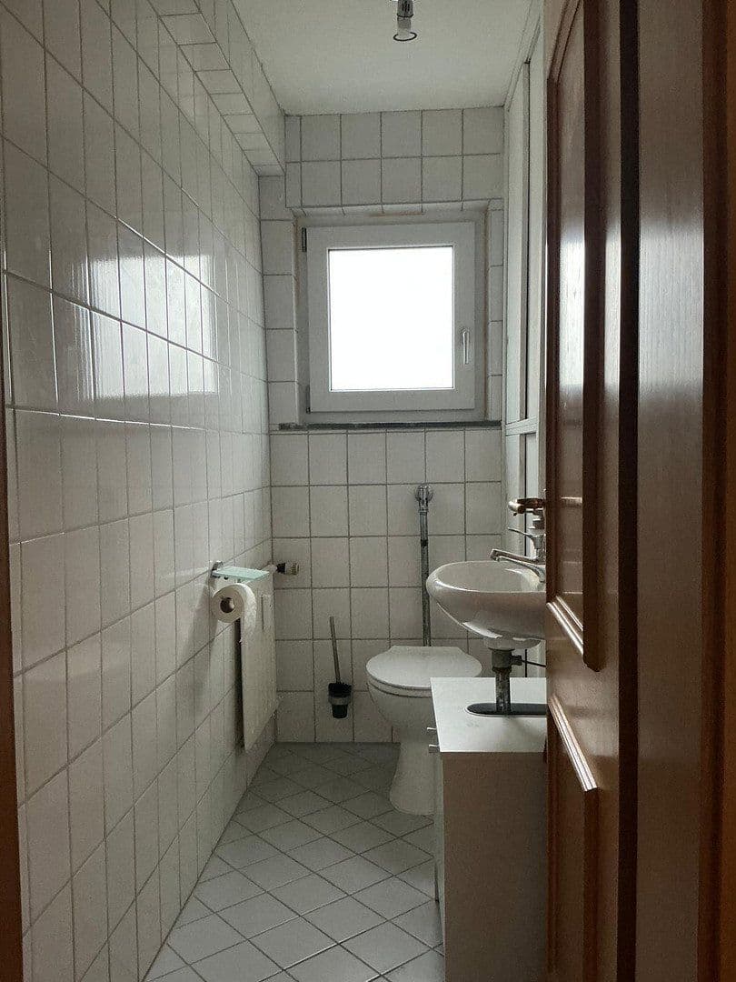 3 bedroom with open-plan kitchen flat for sale, 120 m², Forst, Baden-Württemberg 3 bedroom with open-plan kitchen flat for sale, 120 m², Forst, Baden-Württemberg