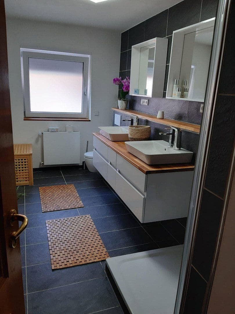 3 bedroom with open-plan kitchen flat for sale, 120 m², Forst, Baden-Württemberg 3 bedroom with open-plan kitchen flat for sale, 120 m², Forst, Baden-Württemberg