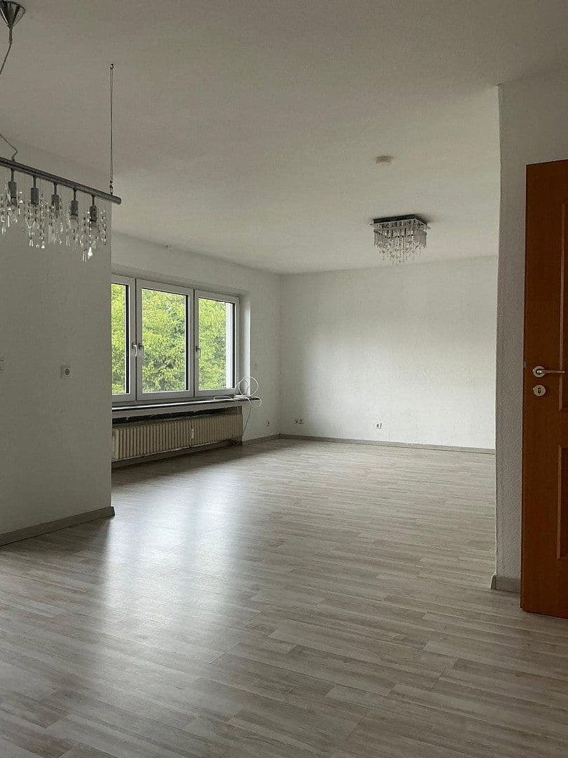 3 bedroom with open-plan kitchen flat for sale, 120 m², Forst, Baden-Württemberg 3 bedroom with open-plan kitchen flat for sale, 120 m², Forst, Baden-Württemberg