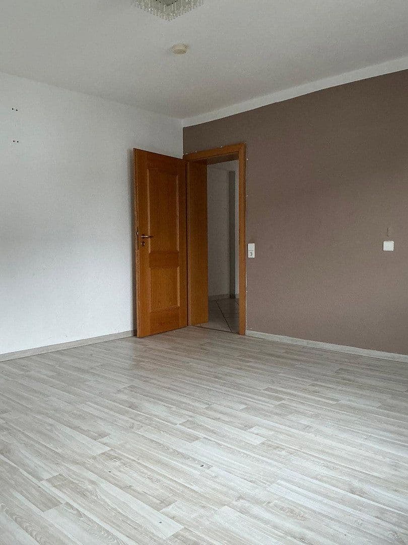 3 bedroom with open-plan kitchen flat for sale, 120 m², Forst, Baden-Württemberg 3 bedroom with open-plan kitchen flat for sale, 120 m², Forst, Baden-Württemberg