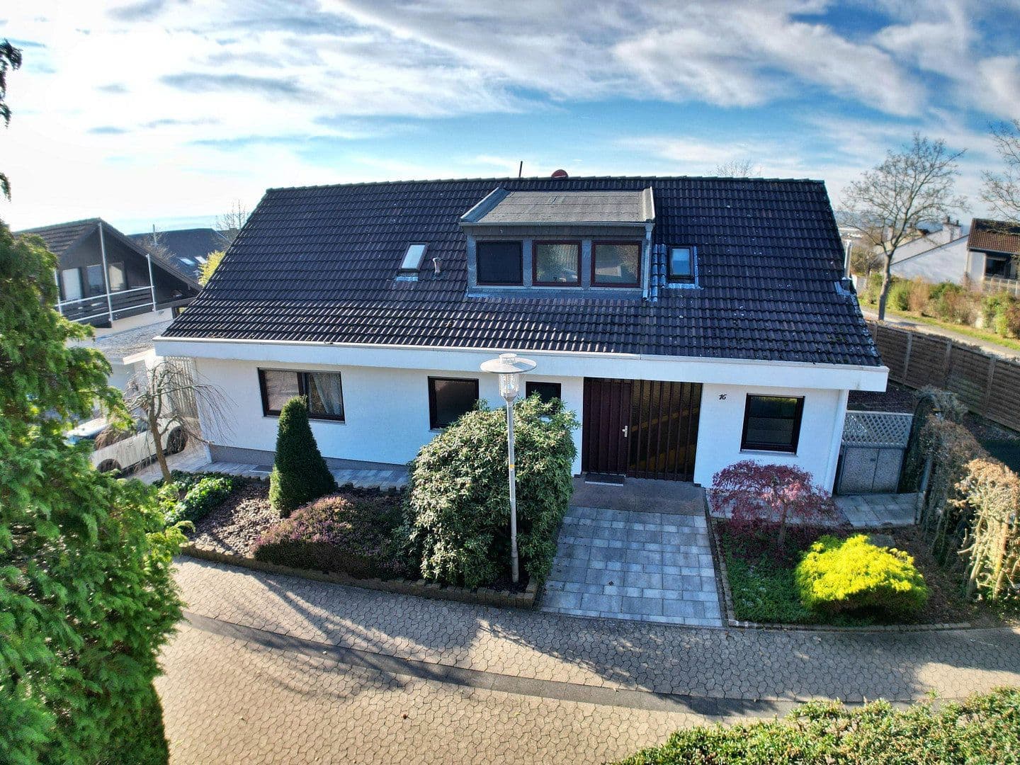 house for sale, 220 m², Königsberger Str. 16, Meckenheim, North Rhine-Westphalia house for sale, 220 m², Königsberger Str. 16, Meckenheim, North Rhine-Westphalia
