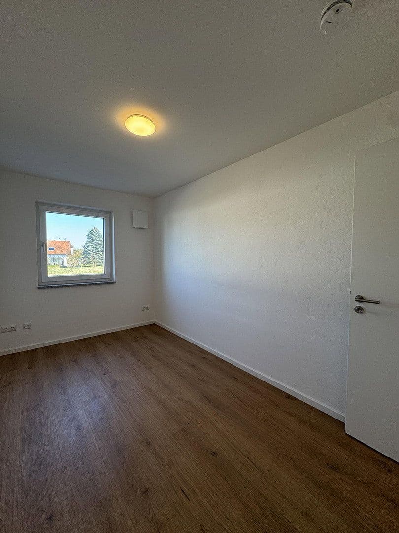 4 bedroom flat to rent, 115 m², Nelkenweg 12, Langenbach, Bavaria 4 bedroom flat to rent, 115 m², Nelkenweg 12, Langenbach, Bavaria
