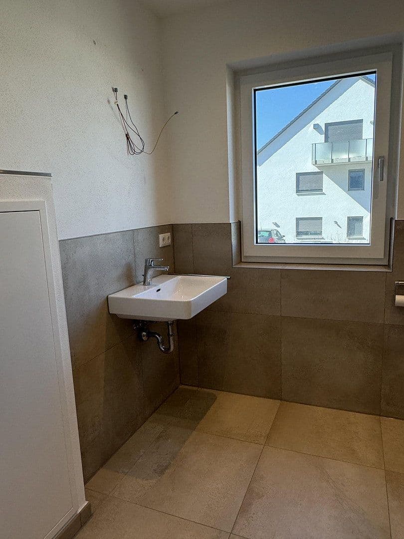 4 bedroom flat to rent, 115 m², Nelkenweg 12, Langenbach, Bavaria 4 bedroom flat to rent, 115 m², Nelkenweg 12, Langenbach, Bavaria