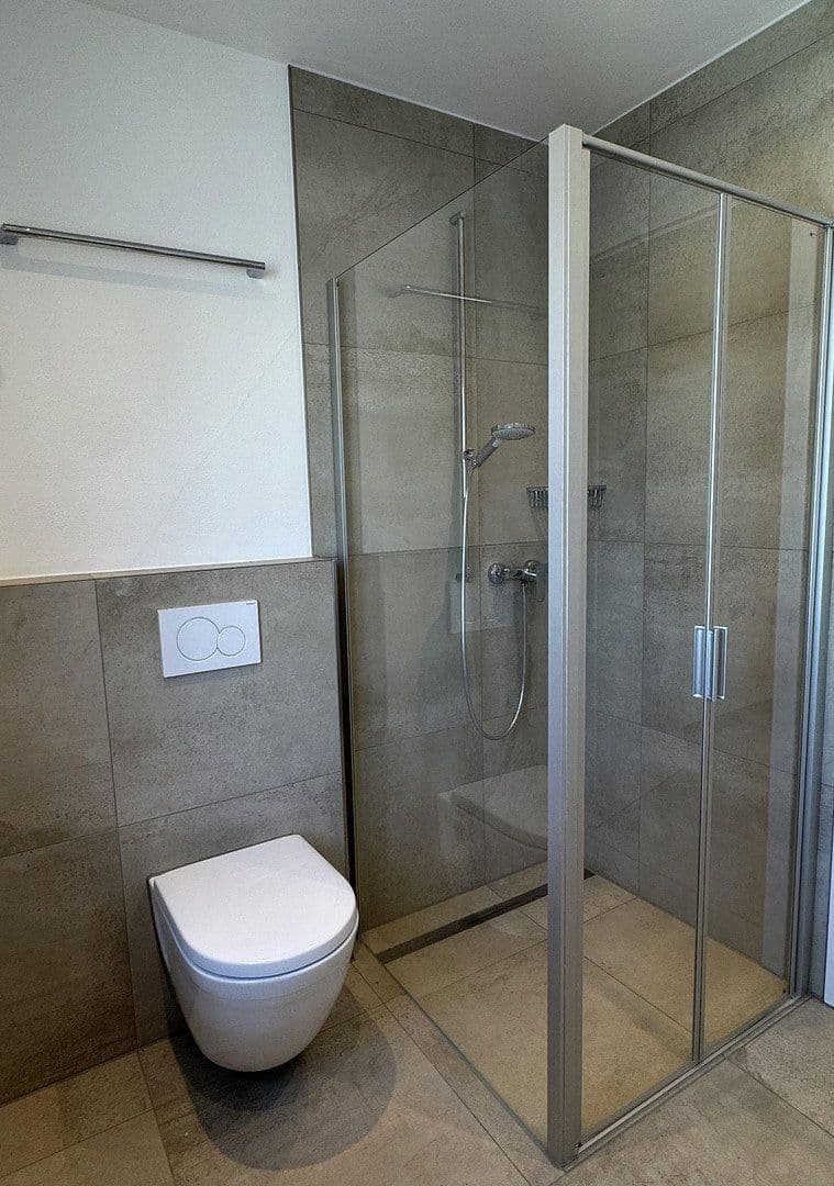4 bedroom flat to rent, 115 m², Nelkenweg 12, Langenbach, Bavaria 4 bedroom flat to rent, 115 m², Nelkenweg 12, Langenbach, Bavaria