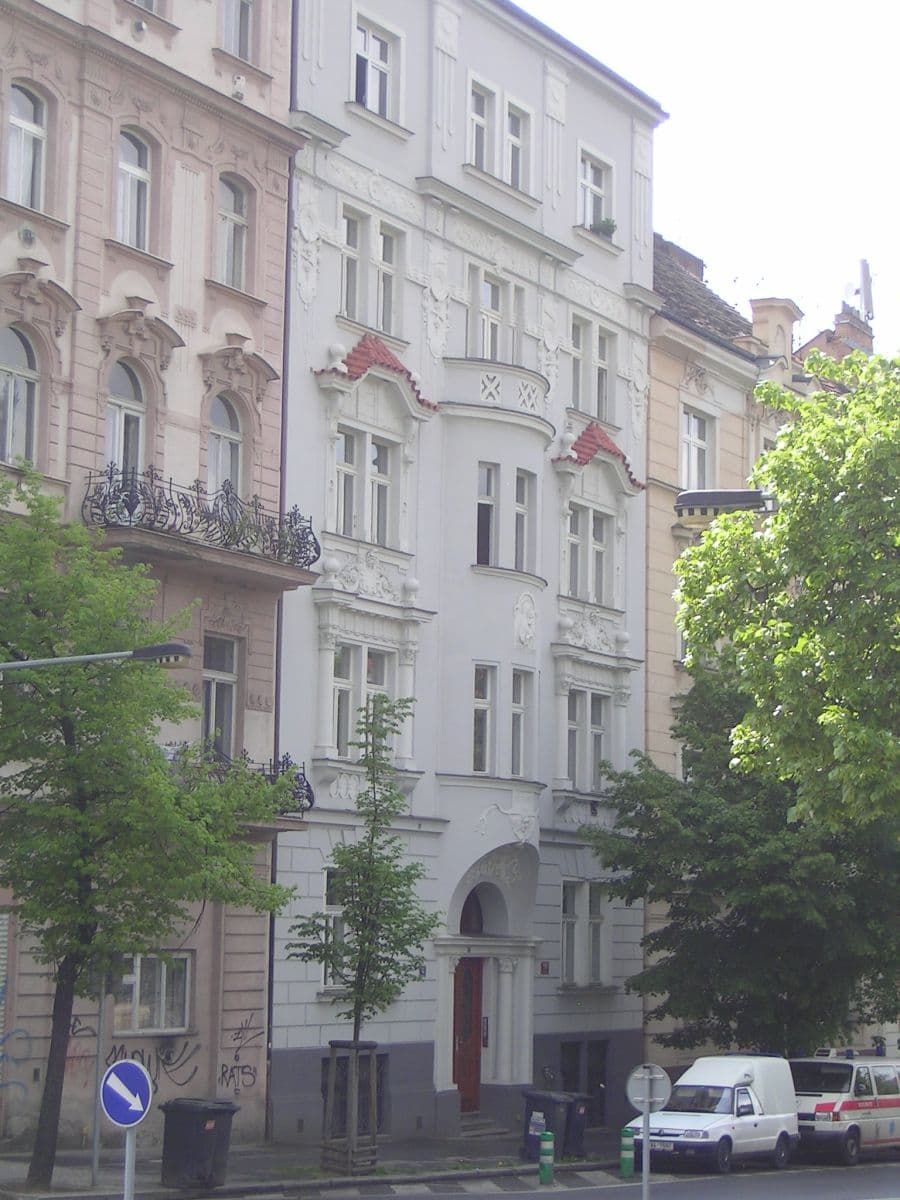 Studio flat to rent, 38 m², Ruská, Prague, Prague Studio flat to rent, 38 m², Ruská, Prague, Prague