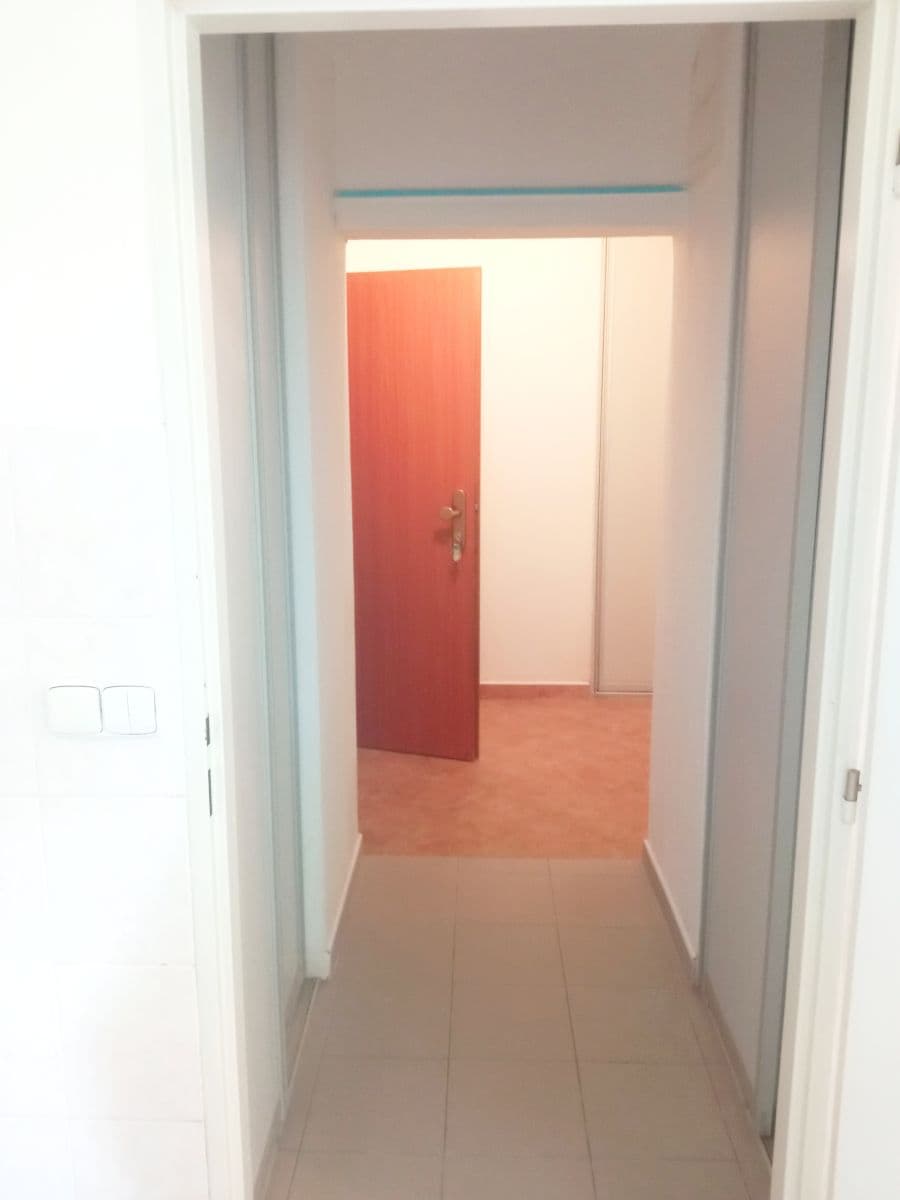 Studio flat to rent, 38 m², Ruská, Prague, Prague Studio flat to rent, 38 m², Ruská, Prague, Prague