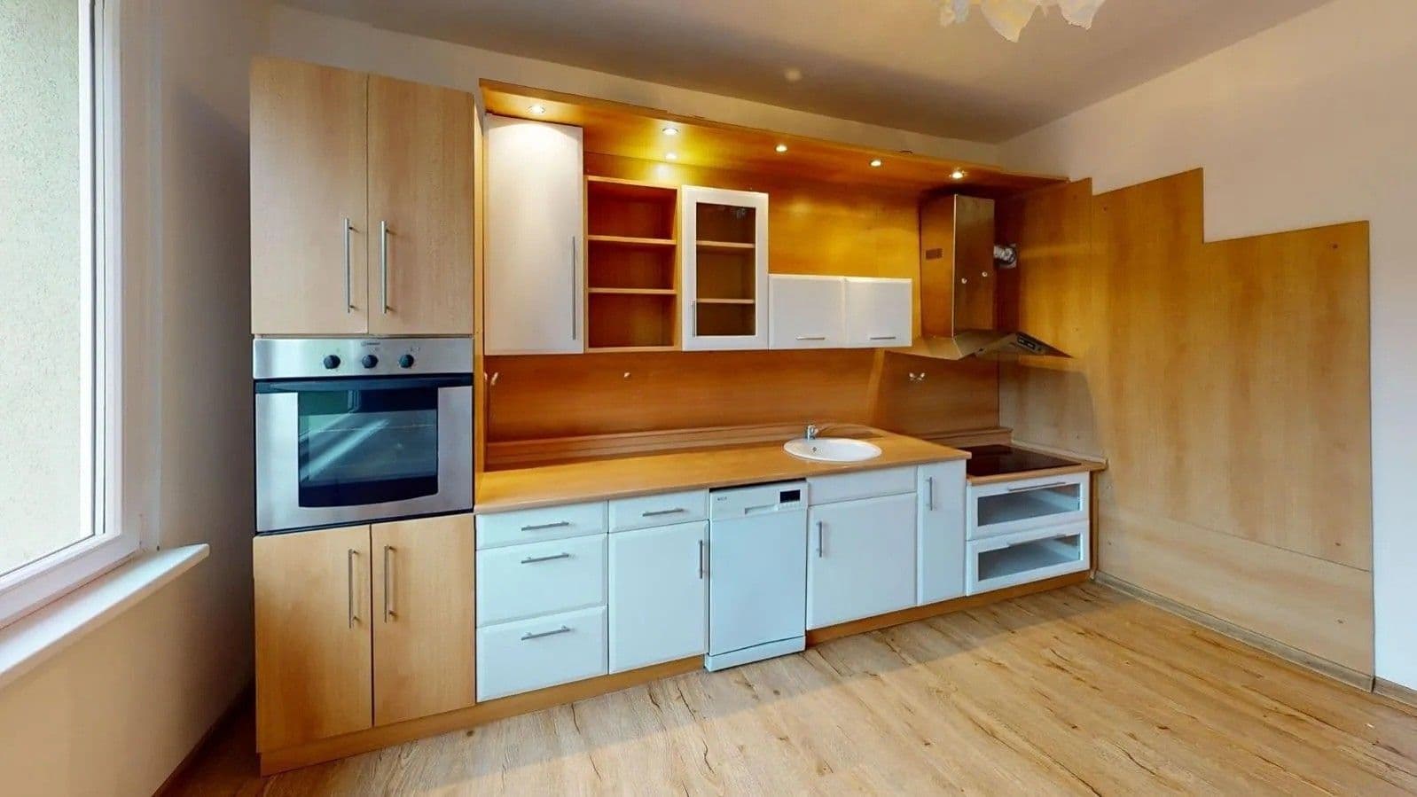 1 bedroom flat for sale, 35 m², Sídliště Za Chlumem, Bílina, Ústecký Region 1 bedroom flat for sale, 35 m², Sídliště Za Chlumem, Bílina, Ústecký Region