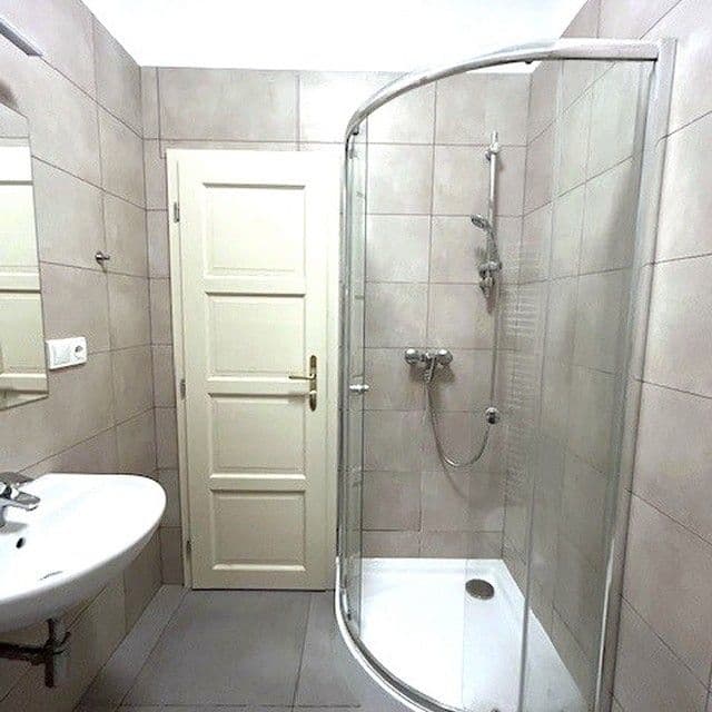 Studio flat to rent, 24 m², Mlynářská, Prague, Prague Studio flat to rent, 24 m², Mlynářská, Prague, Prague