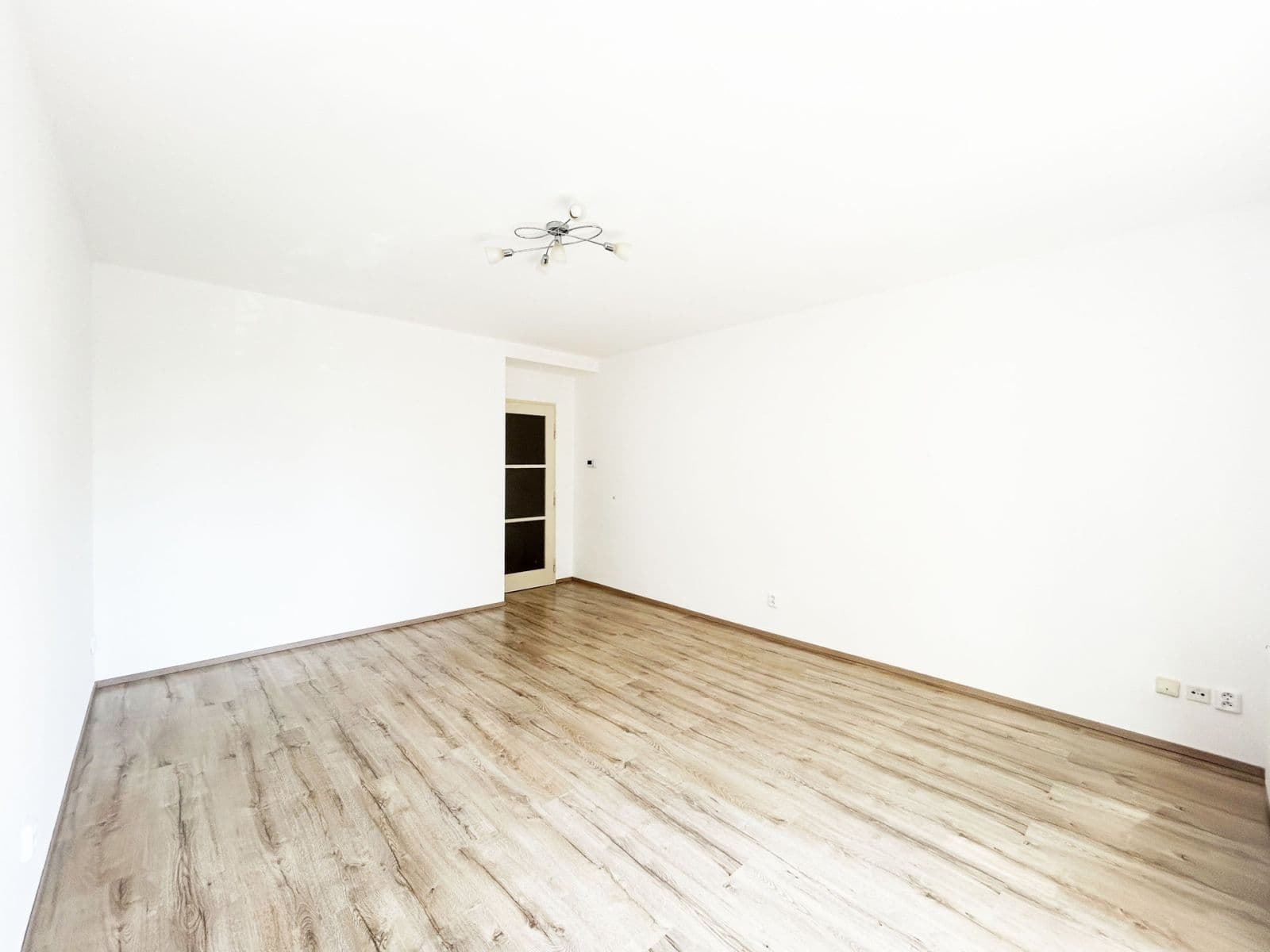 1 bedroom flat to rent, 50 m², Nad Primaskou, Prague, Prague 1 bedroom flat to rent, 50 m², Nad Primaskou, Prague, Prague