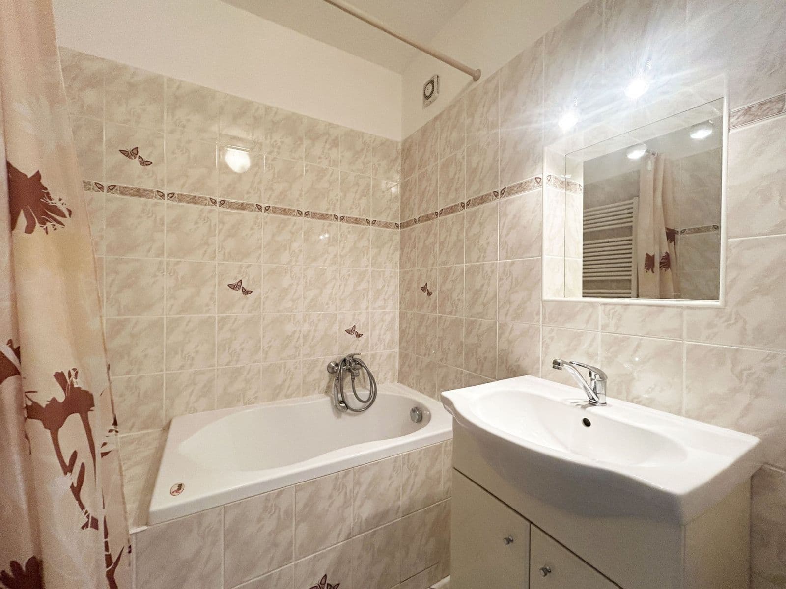 1 bedroom flat to rent, 50 m², Nad Primaskou, Prague, Prague 1 bedroom flat to rent, 50 m², Nad Primaskou, Prague, Prague