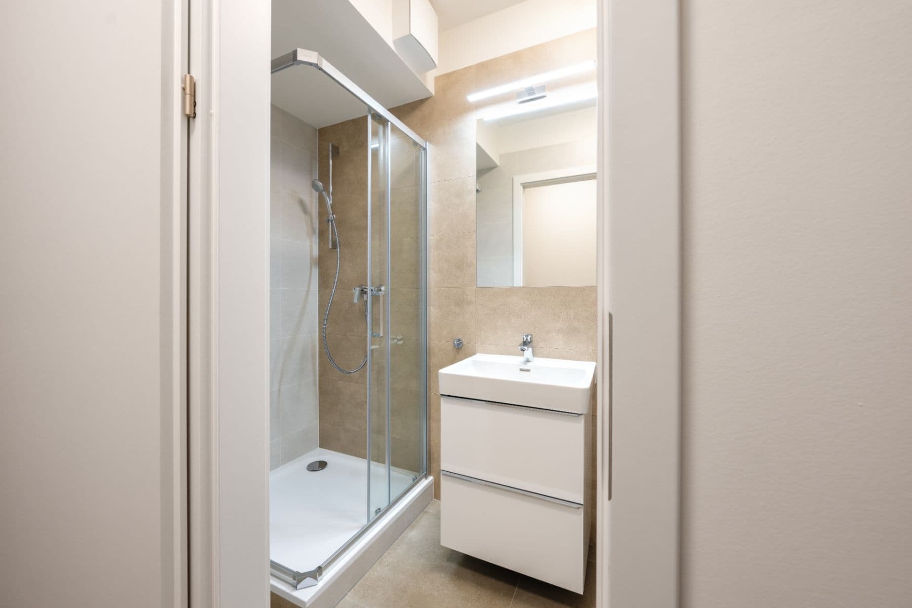 Studio flat to rent, 32 m², Pod Harfou, Prague, Prague Studio flat to rent, 32 m², Pod Harfou, Prague, Prague