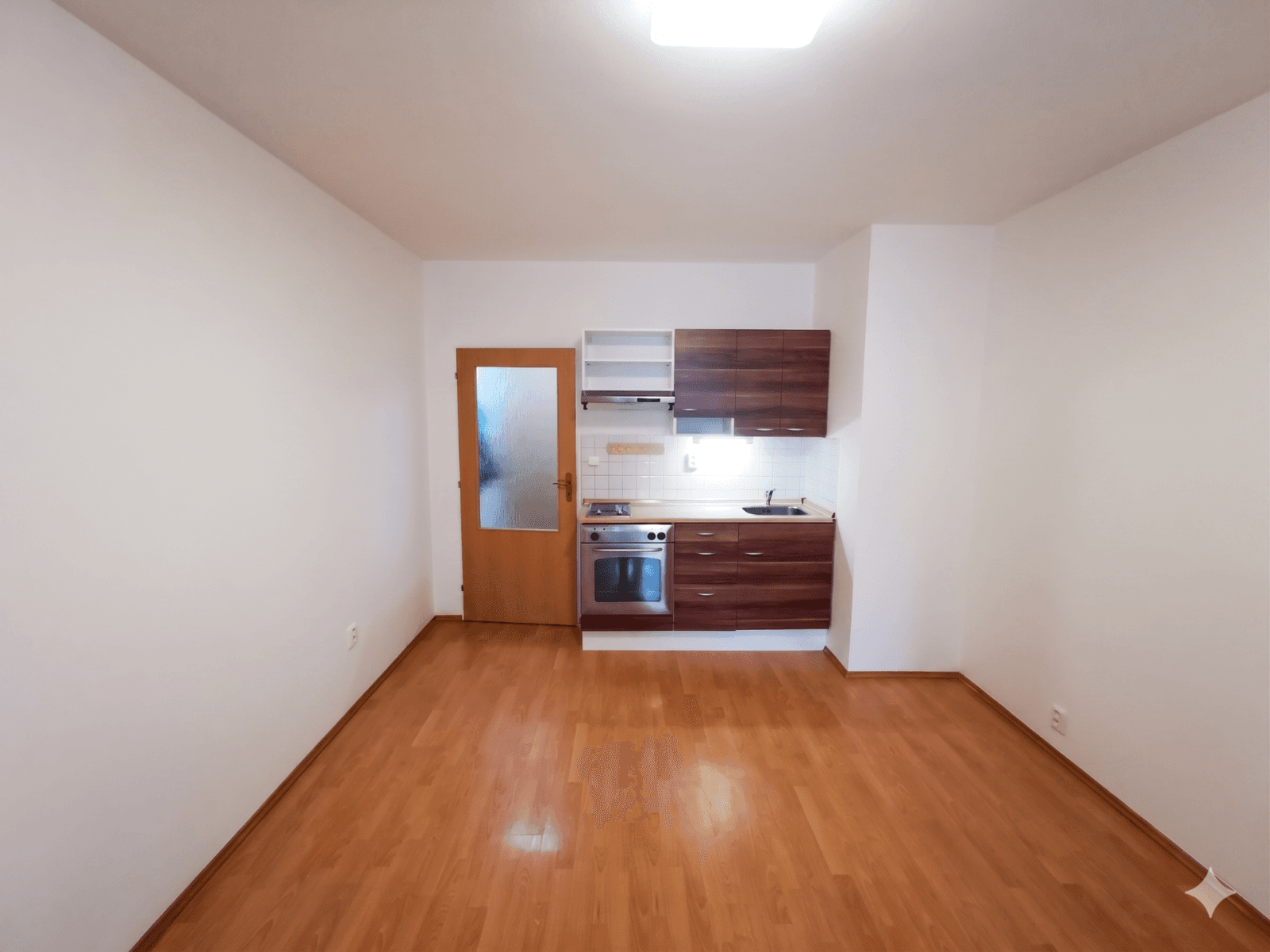 Studio flat for sale, 28 m², gen. Píky, Olomouc, Olomoucký Region Studio flat for sale, 28 m², gen. Píky, Olomouc, Olomoucký Region