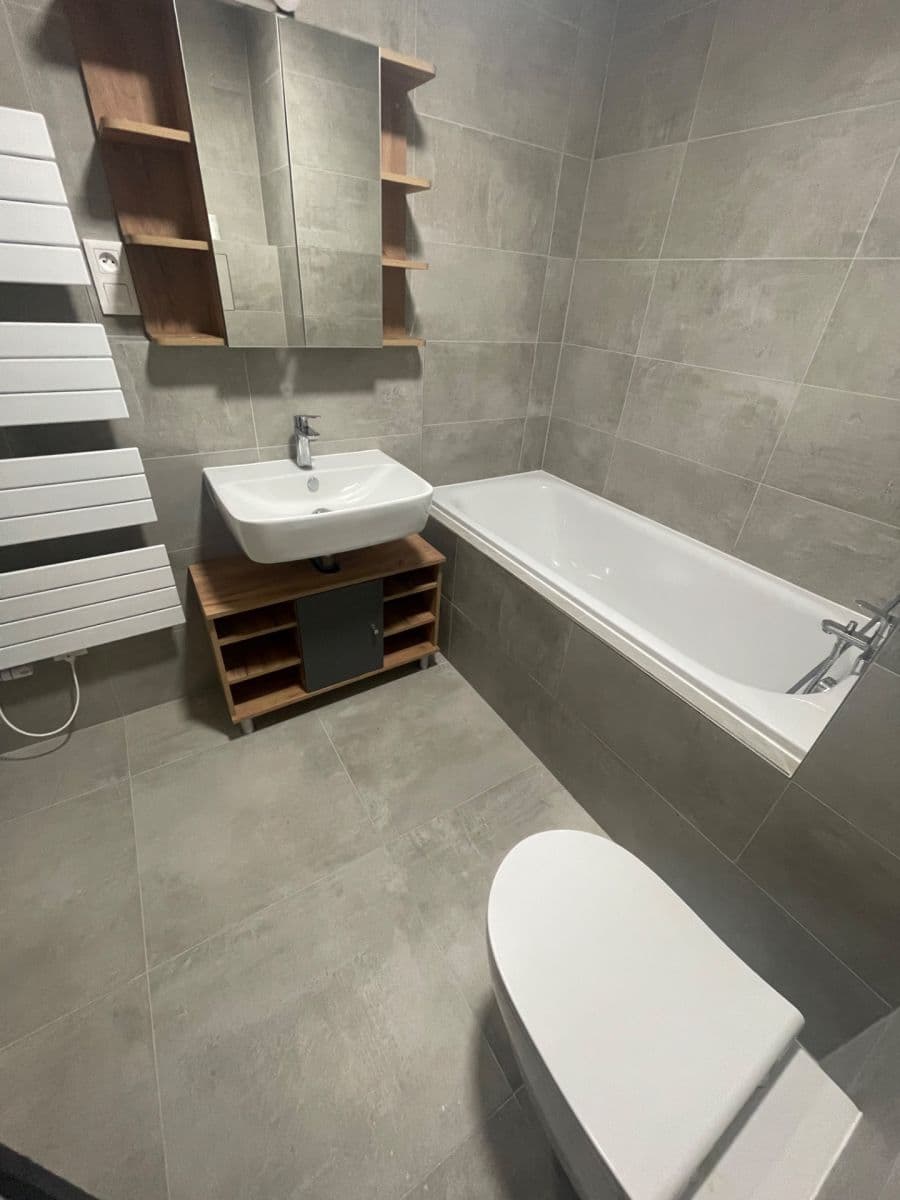 Studio flat to rent, 38 m², Pražská, Písek, Jihočeský Region Studio flat to rent, 38 m², Pražská, Písek, Jihočeský Region