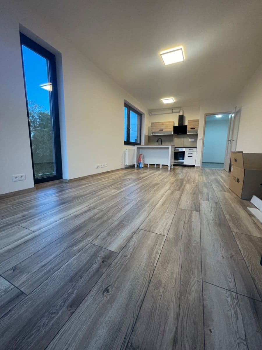 Studio flat to rent, 38 m², Pražská, Písek, Jihočeský Region Studio flat to rent, 38 m², Pražská, Písek, Jihočeský Region