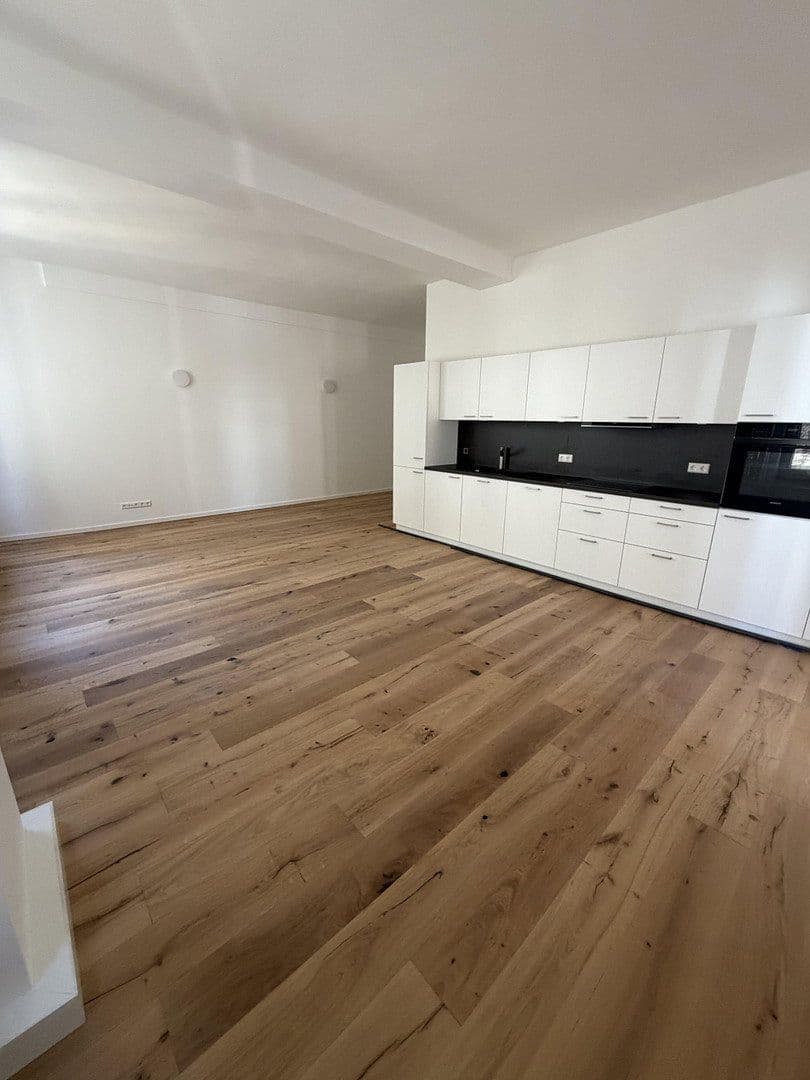 Studio flat to rent, 60 m², Rieckestraße 26, Stuttgart, Baden-Württemberg Studio flat to rent, 60 m², Rieckestraße 26, Stuttgart, Baden-Württemberg