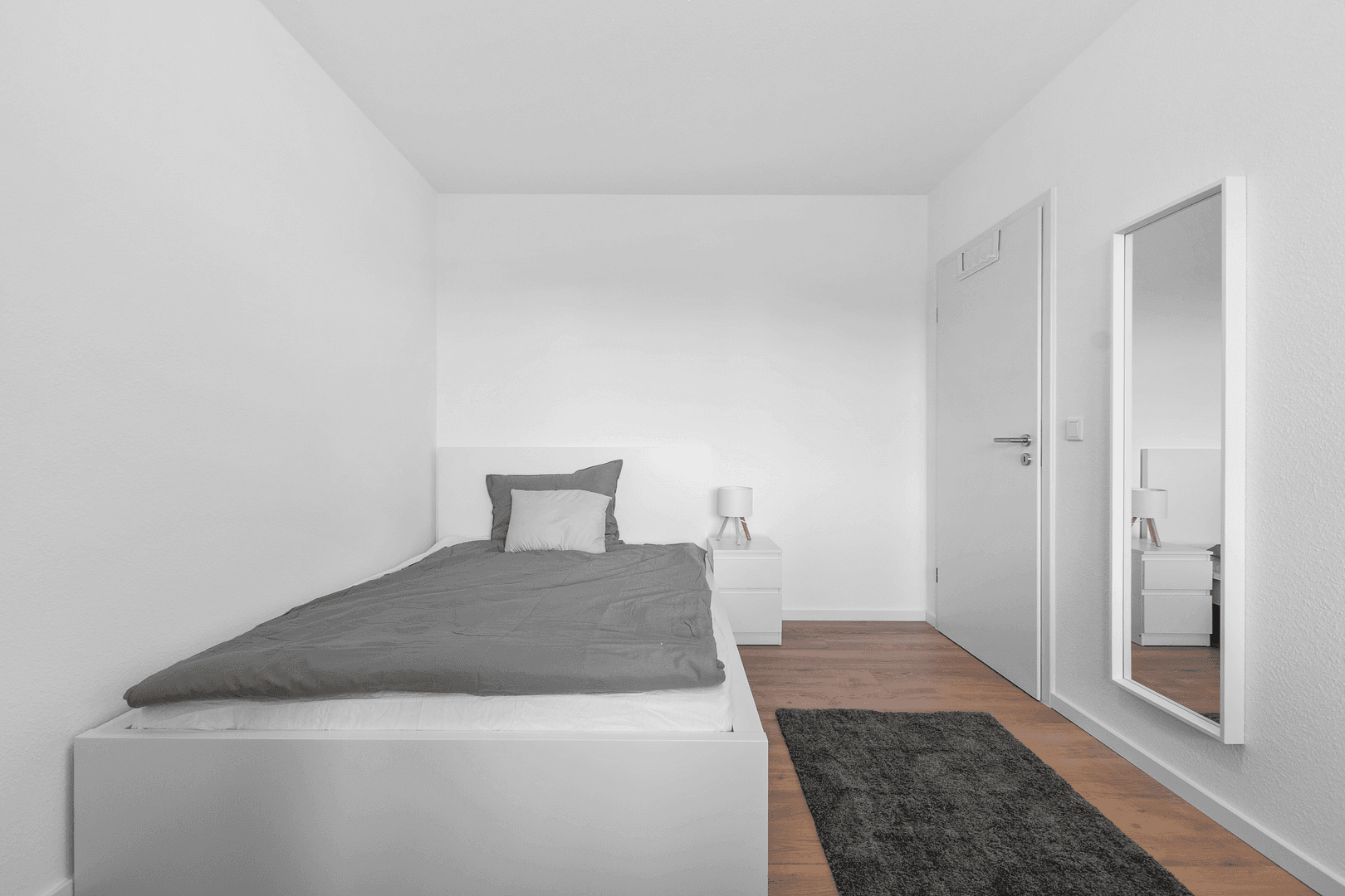 flat to rent, 82 m², Im Mainfeld 40, Frankfurt am Main, Hesse flat to rent, 82 m², Im Mainfeld 40, Frankfurt am Main, Hesse