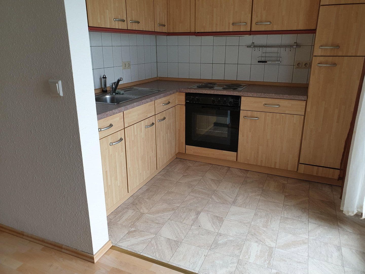 Studio flat to rent, 39 m², Weinsberg, Baden-Württemberg Studio flat to rent, 39 m², Weinsberg, Baden-Württemberg