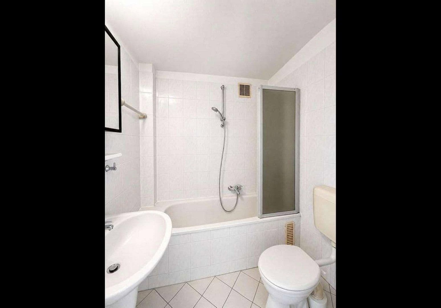 4 bedroom flat to rent, 105 m², Yorckstr, Düsseldorf, North Rhine-Westphalia 4 bedroom flat to rent, 105 m², Yorckstr, Düsseldorf, North Rhine-Westphalia
