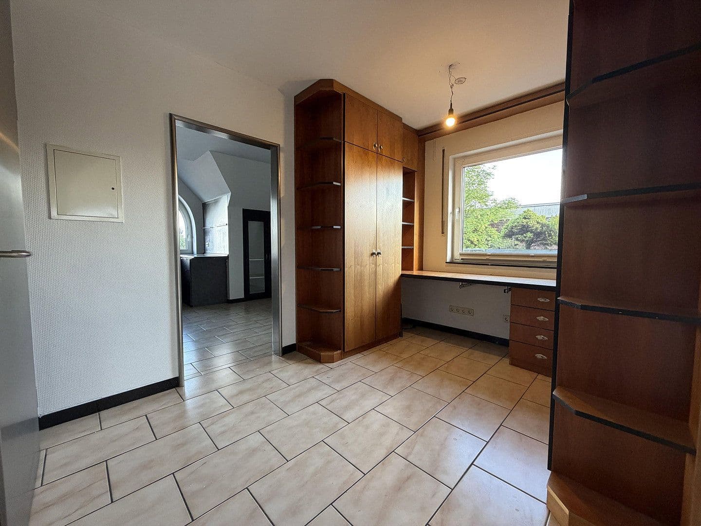 2 bedroom with open-plan kitchen flat for sale, 105 m², Oberhausen, North Rhine-Westphalia 2 bedroom with open-plan kitchen flat for sale, 105 m², Oberhausen, North Rhine-Westphalia