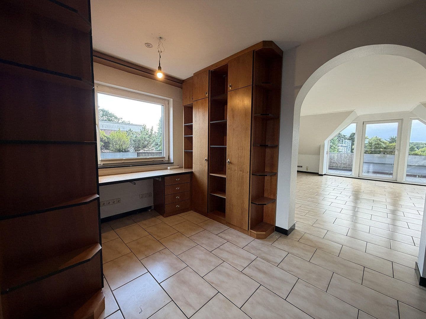 2 bedroom with open-plan kitchen flat for sale, 105 m², Oberhausen, North Rhine-Westphalia 2 bedroom with open-plan kitchen flat for sale, 105 m², Oberhausen, North Rhine-Westphalia