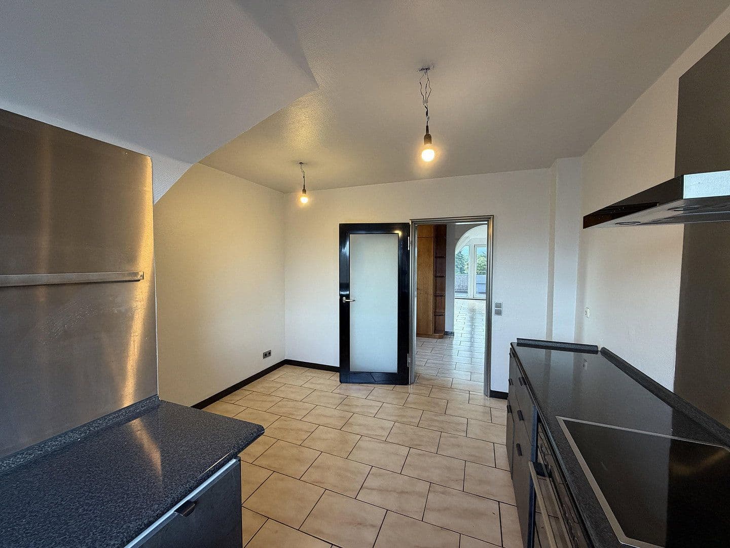 2 bedroom with open-plan kitchen flat for sale, 105 m², Oberhausen, North Rhine-Westphalia 2 bedroom with open-plan kitchen flat for sale, 105 m², Oberhausen, North Rhine-Westphalia