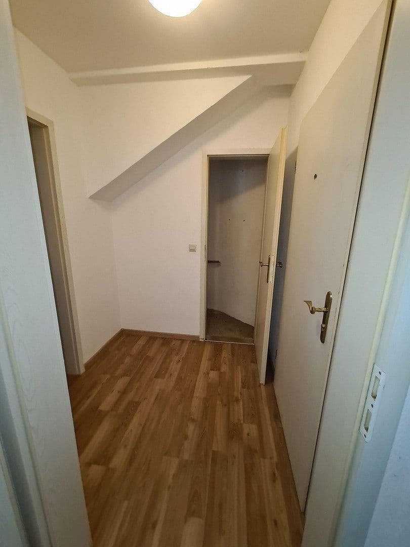 Studio flat to rent, 42 m², Am Schötteler 15, Kaufbeuren, Bavaria Studio flat to rent, 42 m², Am Schötteler 15, Kaufbeuren, Bavaria