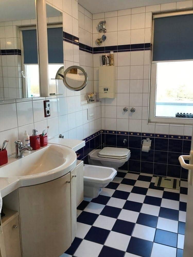 3 bedroom flat to rent, 160 m², Uerdingerstrasse 421, Krefeld, North Rhine-Westphalia 3 bedroom flat to rent, 160 m², Uerdingerstrasse 421, Krefeld, North Rhine-Westphalia
