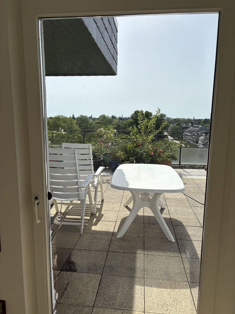 3 bedroom flat to rent, 160 m², Uerdingerstrasse 421, Krefeld, North Rhine-Westphalia 3 bedroom flat to rent, 160 m², Uerdingerstrasse 421, Krefeld, North Rhine-Westphalia