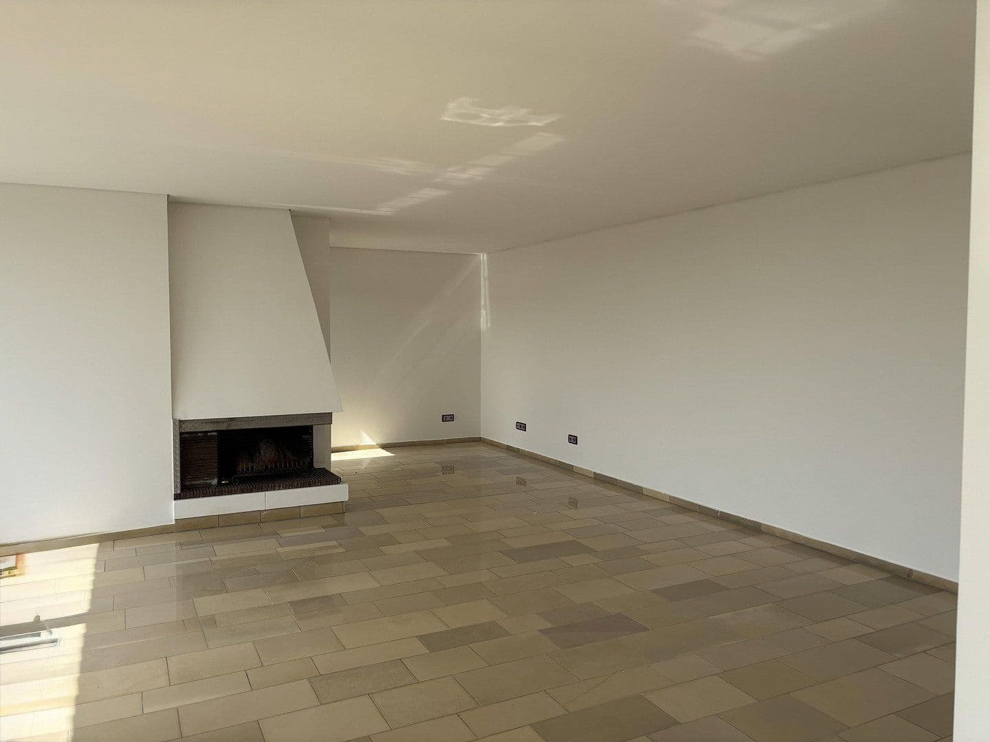 3 bedroom flat to rent, 160 m², Uerdingerstrasse 421, Krefeld, North Rhine-Westphalia 3 bedroom flat to rent, 160 m², Uerdingerstrasse 421, Krefeld, North Rhine-Westphalia