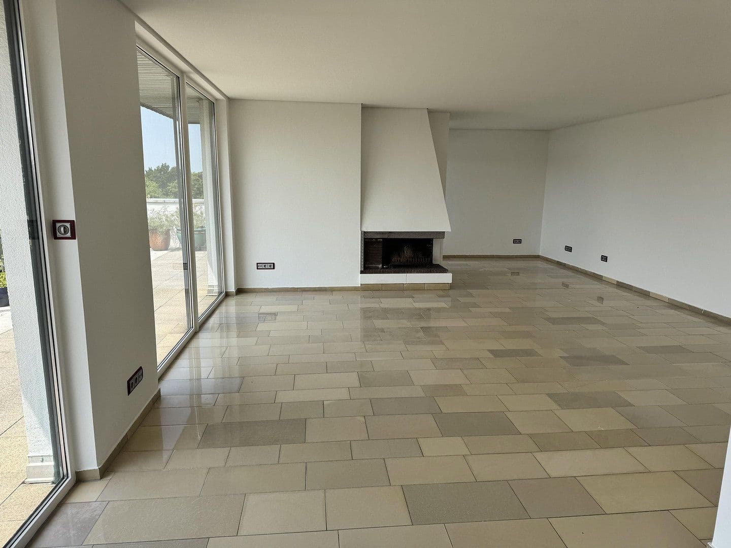 3 bedroom flat to rent, 160 m², Uerdingerstrasse 421, Krefeld, North Rhine-Westphalia 3 bedroom flat to rent, 160 m², Uerdingerstrasse 421, Krefeld, North Rhine-Westphalia