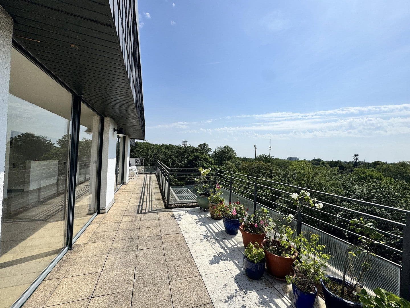 3 bedroom flat to rent, 160 m², Uerdingerstrasse 421, Krefeld, North Rhine-Westphalia 3 bedroom flat to rent, 160 m², Uerdingerstrasse 421, Krefeld, North Rhine-Westphalia