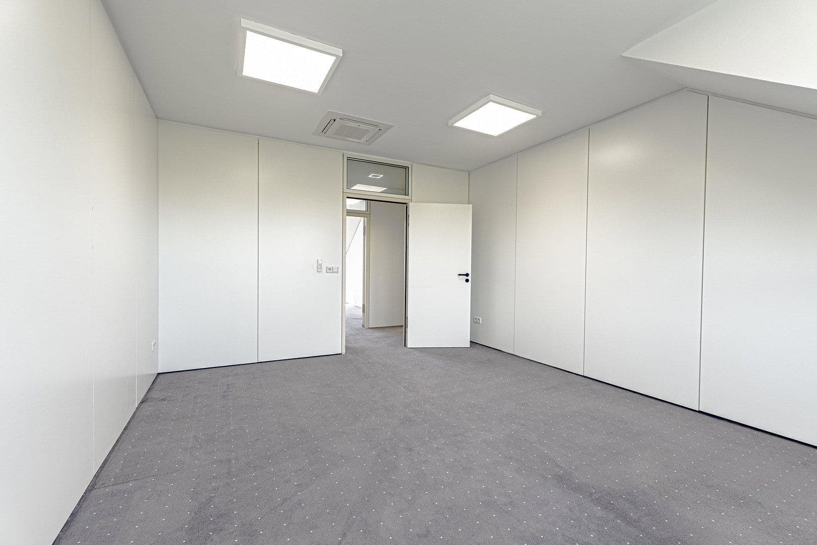 office to rent, 204 m², Rennweg 60, Andernach, Rhineland-Palatinate office to rent, 204 m², Rennweg 60, Andernach, Rhineland-Palatinate