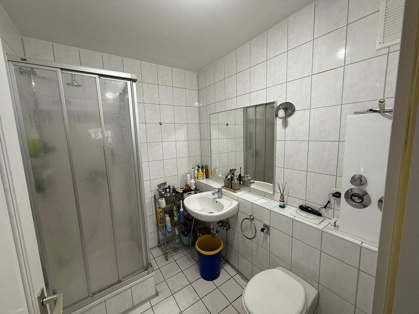 1 bedroom with open-plan kitchen flat to rent, 65 m², Konrad-Adenauer-Straße 32, Offenbach, Hesse 1 bedroom with open-plan kitchen flat to rent, 65 m², Konrad-Adenauer-Straße 32, Offenbach, Hesse